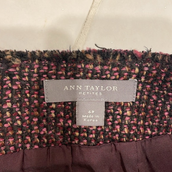 Ann Taylor skirt - Picture 3 of 5